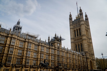 Fototapeta na wymiar British Parliament Exterior Paris 2019
