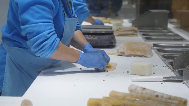 How to make churchkhela, famous turkish deserts