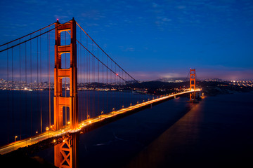 Fototapeta na wymiar The Golden Gate Bride in San Francisco, CA