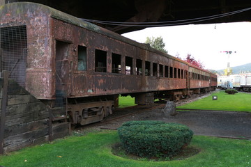 Fototapeta na wymiar Viejo vagon de trenes museo ferroviario Pablo Neruda Temuco Chile