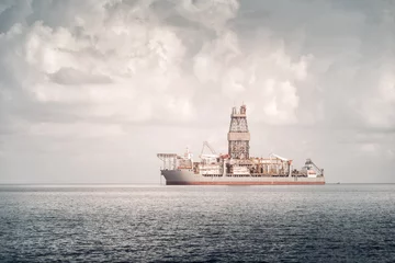 Foto op Plexiglas Offshore, tug, supply or dredging vessel. Sea coast of Limassol, Cyprus © kirill_makarov