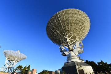 The observatory in the evening,The silhouette of a radio telescope