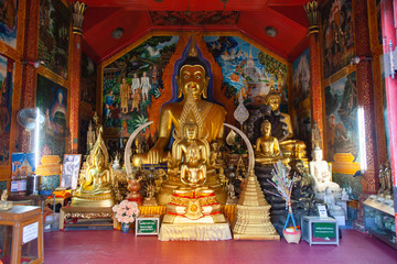 Fototapeta premium wat Phra That Doi Suthep Buddhist temple in Chiang Mai, Thailand