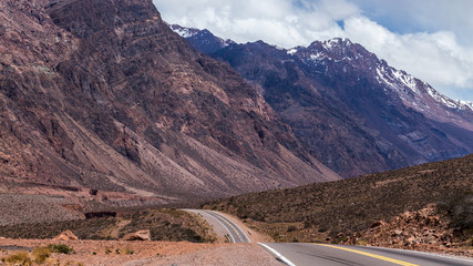 Road between the mountains