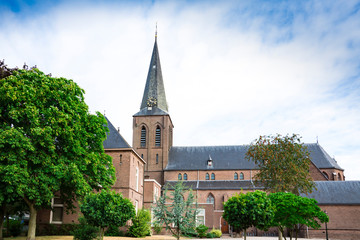 Fototapeta na wymiar church Sint Petrus and Paulus, Cothen, The Netherlands