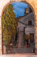 Obraz premium Courtyard in An Ancient Medieval City in Southern Italy