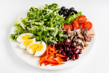 salad with egg and vegetables