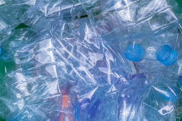 Bouteilles plastiques compactées pour recyclage 