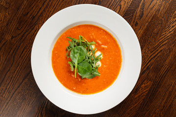 tomato cream soup with shrimps