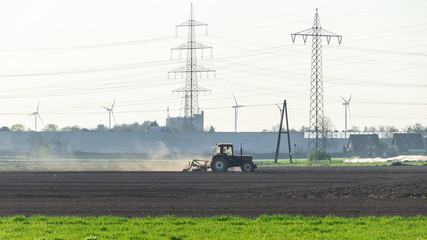 Fototapeta na wymiar Landwirtschaft und Energieversorgung