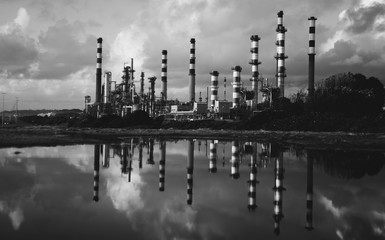 Naklejka premium Refinery in Porto, Portugal