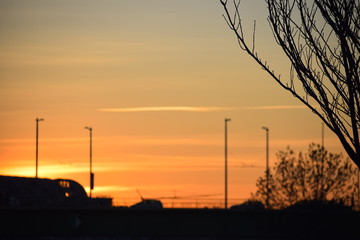 Orange ist der Sonnenuntergang
