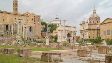 Fototapeta na wymiar 16054_The_Roman_Forum_fort_in_the_middle_of_the_Palatine_hill_in_Rome_in_Italy.jpg