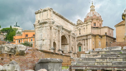 Fototapeta premium 16069_The_Arch_of_Septimius_Severus_in_Palatino_in_Rome_in_Italy.jpg