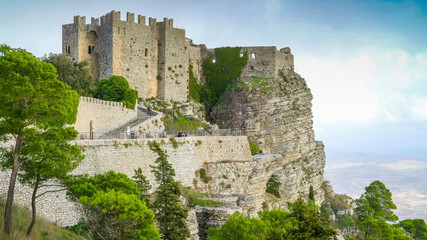 16486_The_castle_on_top_of_the_mountain_slope_in_Erice_Trapani_in_Italy.jpg