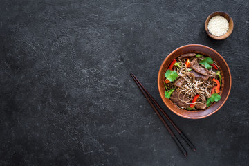 Stir fried soba and beef