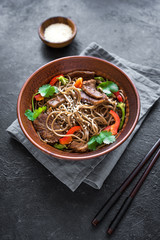 Stir fried soba and beef