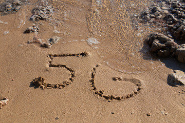 5G shape on the sand