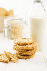 Crispy oatmeal cookies.