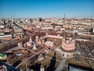 Obraz premium Donskoy Monastery is a major monastery in Moscow. Aerial drone view