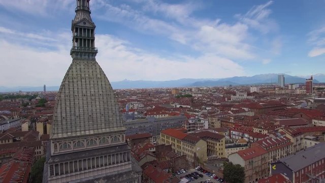 25P view of Turin rising over Mole Antonelliana