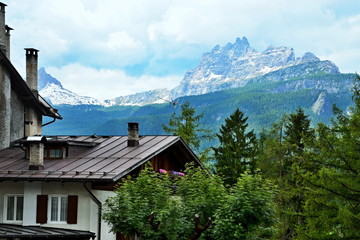 Fototapeta na wymiar Italian Dolomites -view from the Cortina d Ampezzo