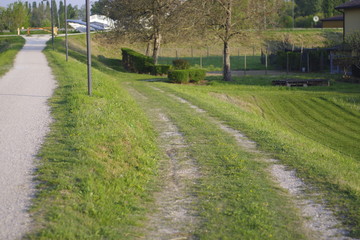 road path 