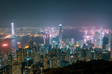 Fototapeta na wymiar Hong Kong skyline by night