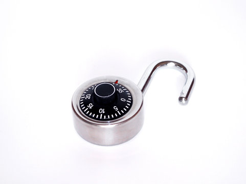 A dial padlock that opens by rotating numbers./ Open dial lock.