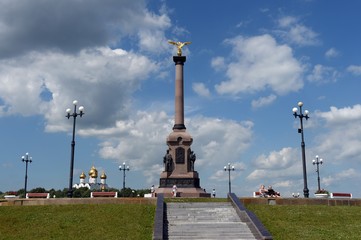  The monument to the 1000 anniversary of Yaroslavl on the Arrow