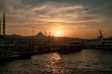 Fototapeta na wymiar Beautiful Sunset in Istanbul