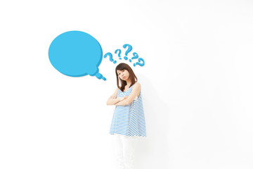 女性　白バック