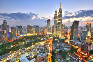 Fototapeta na wymiar Kuala Lumpur cityscape view during sunset