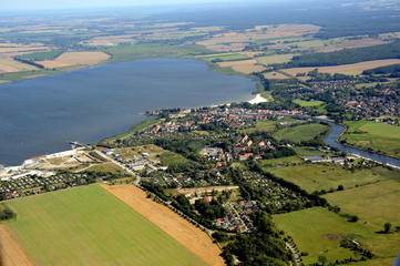 Fototapeta na wymiar Greifswald-Wieck mit IOndustriehafen Ladebow 2013