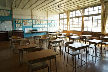 旧上岡小学校
