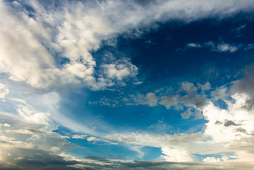 Fototapeta premium .colorful dramatic sky with cloud at sunset