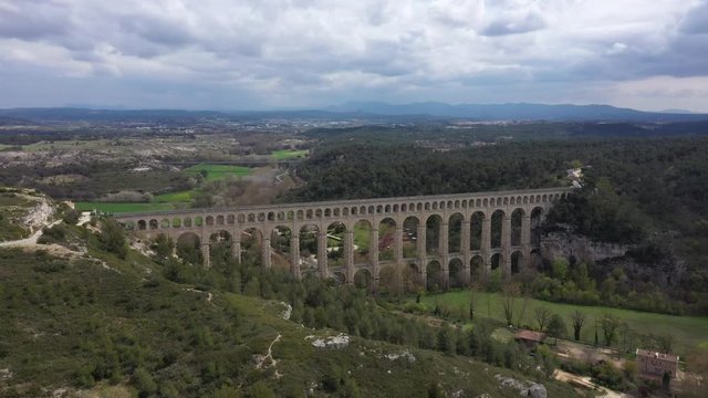 largest stone aqueduct in the world left to right aerial traveling Roquefavour Aix-en-Provence France 