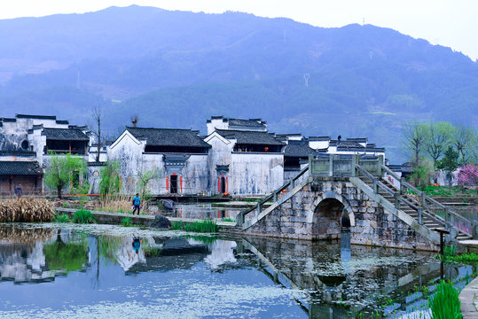 Tranditional house on the river, Anhui, China