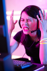 esport gamer girl feel angry © ryanking999