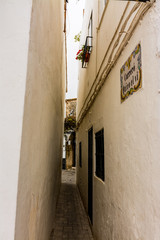 A very narrow alley