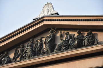 The University of Oslo is the oldest and largest university in Norway in Oslo