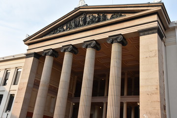The University of Oslo is the oldest and largest university in Norway in Oslo