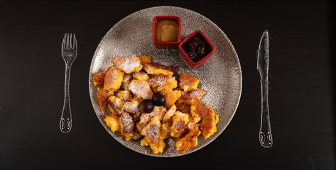 Nudeltaschen mit Marinade und Schnittlauch