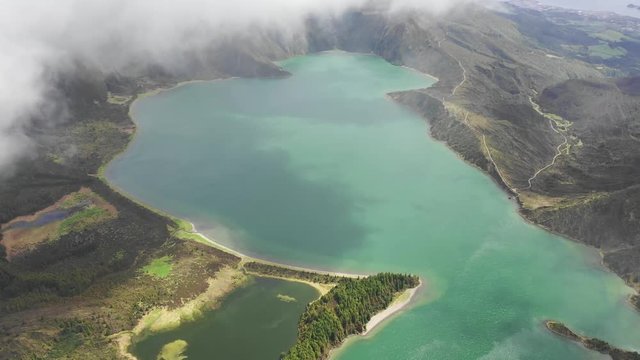 Lagoa do Fogo - See auf der Azoreninsel Sao Miguel aus der Luft