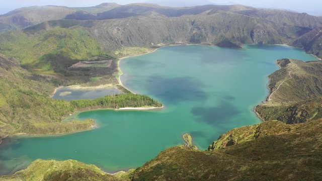 Lagoa do Fogo - See auf der Azoreninsel Sao Miguel aus der Luft