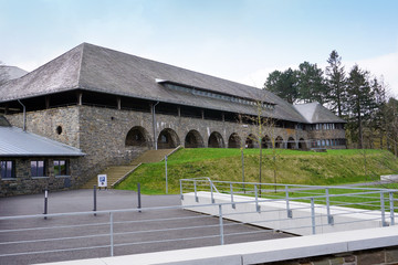 Gebäude der Ordensburg Vogelsang im Nationalpark Eifel