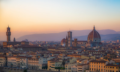 Fototapeta na wymiar Sur les toits de Florence