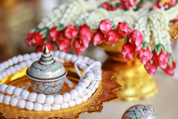 Belong to one part In the wedding ceremony of Thailand That is arranged and decorated with flowers, flowers, dahlia, jasmine