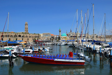 Fototapeta na wymiar ancient port and marina, old city of Acre, Israel