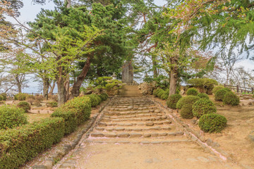 春の米沢城跡の風景